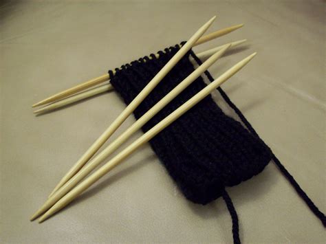 Review Time: Clover's Double Pointed Premium Bamboo Knitting Needles ...