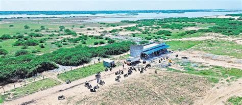 Liquor shop thrives in illegal building in the middle of Pulicat flood ...
