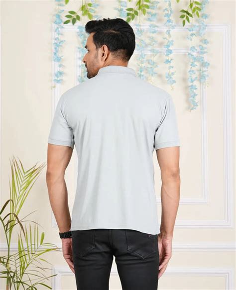 Classic Fit T-shirt – Ficka.in