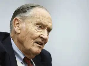 All mutual fund investors need to thank John Bogle for helping them ...