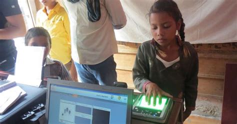 UIDAI Download Face Authentication 的图像结果