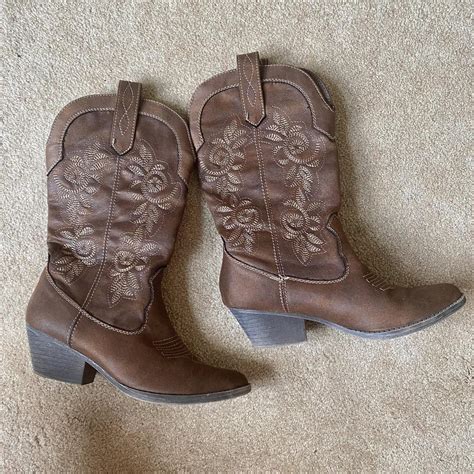 Dark brown cowgirl boots size women’s 6.5. Padded... - Depop