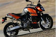 Ktm Duke 200 Image by 2012 Ktm 200 Duke Review Top Speed Ktm Duke 200 Image