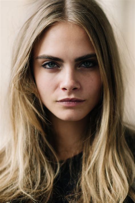 Download wallpaper pose, model, actress, model, hair, pose, actress ...