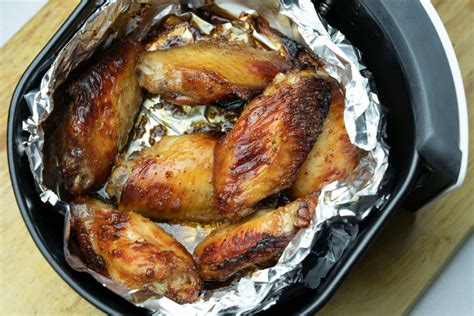 How to Use Aluminum Foil in An Air Fryer