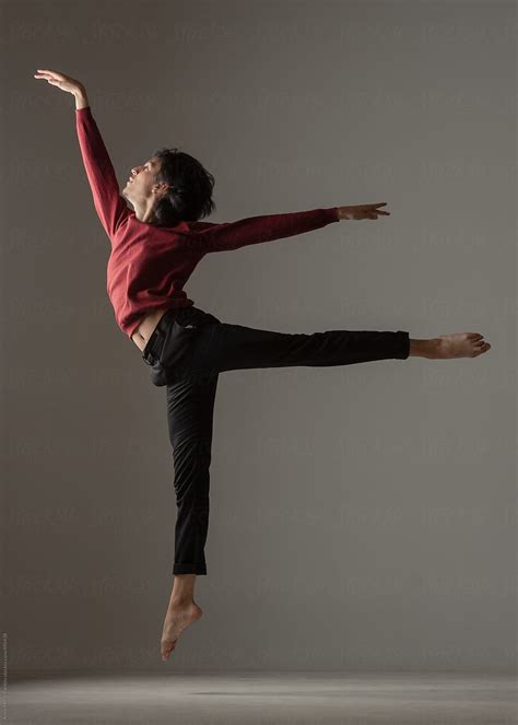 Contemporary Dance Leap How To...STEP TURN LEAP TURN | Dance With Zoe