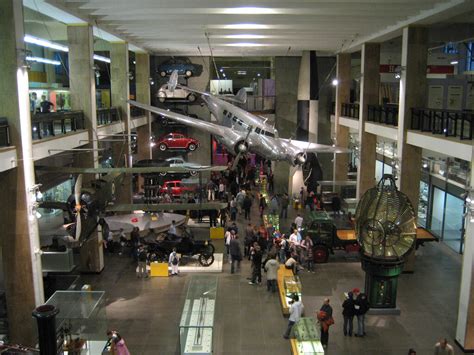 Late night museum openings, London - TimesTravel