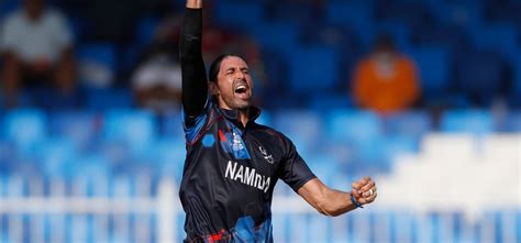 T20 World Cup: Fans Console David Wiese, Namibia As They Make ...