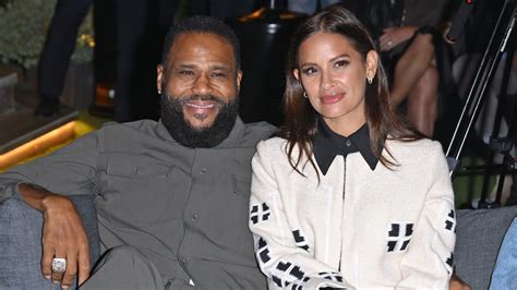 Anthony Anderson Confirms Rocsi Diaz Relationship: 'It Just Happened'