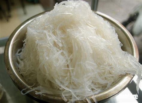 Chè Hiển Khánh 'mê thơ', hơn nửa thế kỷ làm mảnh ký ức thân thuộc của ...