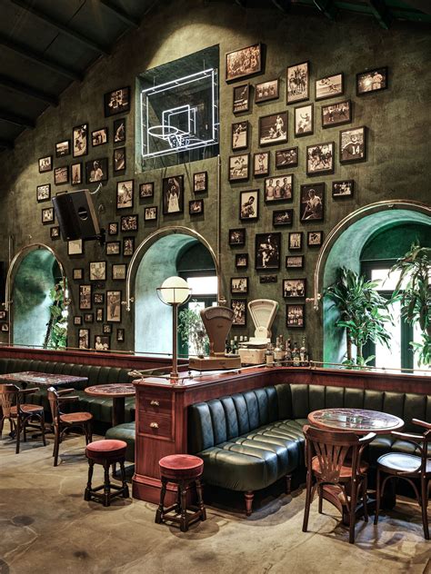 Celtic Irish Pub | Restoran barı tasarımı, Restaurant interior design ...