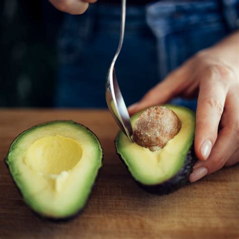 12 Everyday Foods You Should Be Refrigerating