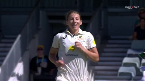 Darcie Brown 2 wickets vs South Africa Women | AUSW vs SAW Only Test ...
