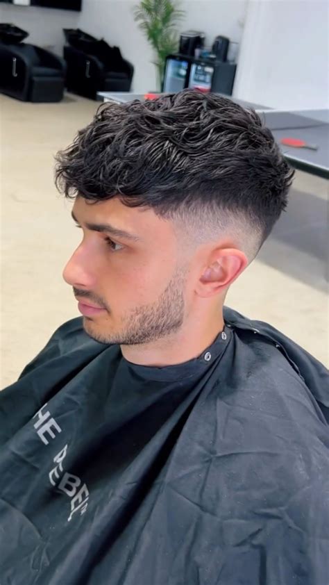 Discover 24 Unique Textured Fringe Haircuts for Men | Wavy hair men ...