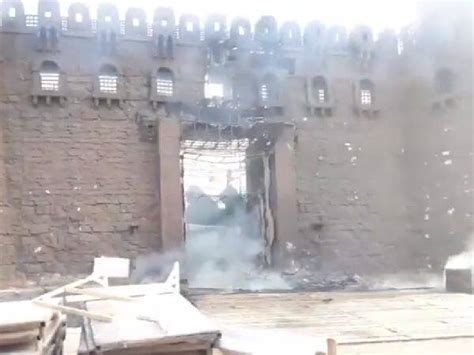 Fire breaks out on Chiranjeevi's Sye Raa Narasimha Reddy set; makers ...