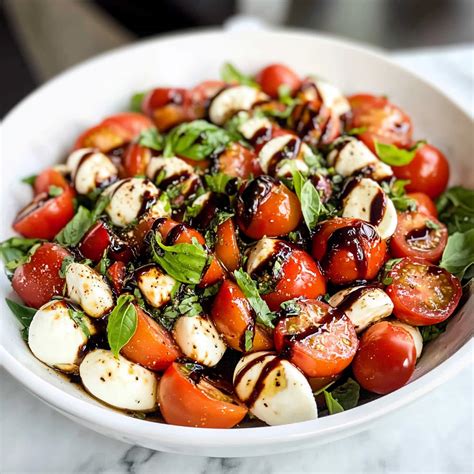 Caprese Salad Recipe - ZYVINA