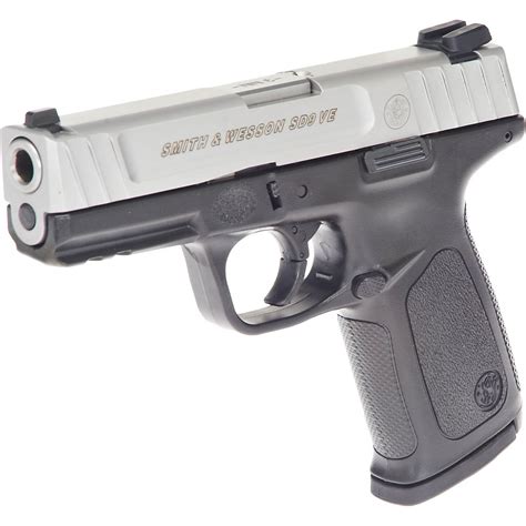 Smith & Wesson SD9 VE 9mm Full-Sized 16-Round Pistol | Academy