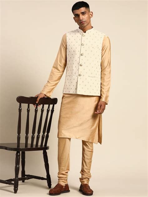 Kisah Men Off White Color Kurta Jacket Set