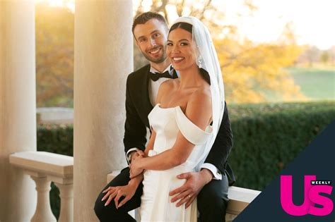 Love Is Blind 7 Wedding Photos: Garrett and Taylor, Tyler and Ashley | Us Weekly