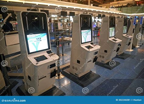 Tokyo Haneda Airport Self Check-in Kiosks Editorial Photo - Image of ...