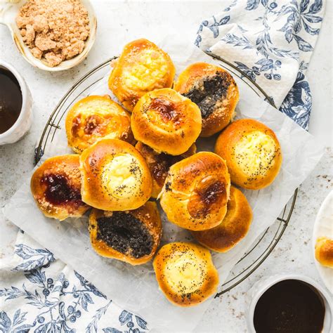 How to Make Kolaches - Dish 'n' the Kitchen