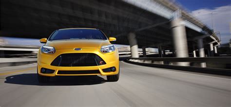 Ford Focus ST (2013) - picture 1 of 16