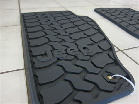 Carpet Jeep Liberty Floor Mats at Michael Doxey blog