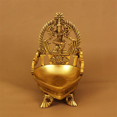 Brass Antique Varahi Vilaku (1.390 gm) (Pital Prachin Varahi Deepak ...