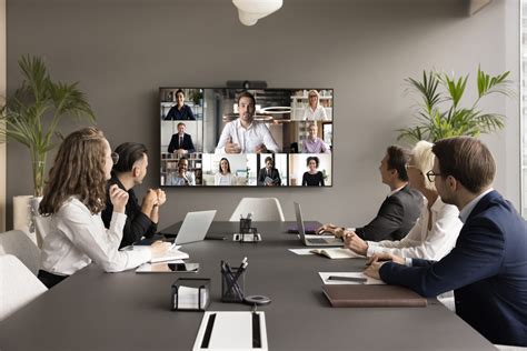 Top AI Meeting Alternatives to Otter AI for Better Transcripts