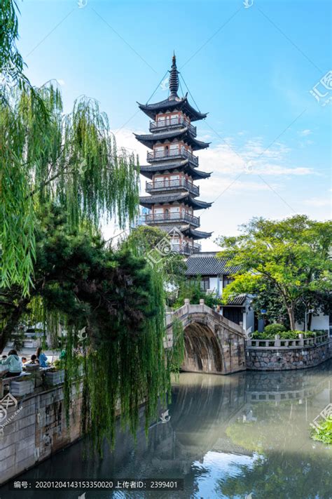 【携程攻略】上海南翔古镇景点,南翔古镇位于上海市嘉定区的南翔镇，距离著名的古琦园不远，步行约十…