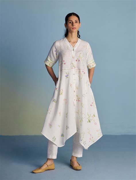 Handwoven Clothing for Women and Men in Linen & Cotton | Manan