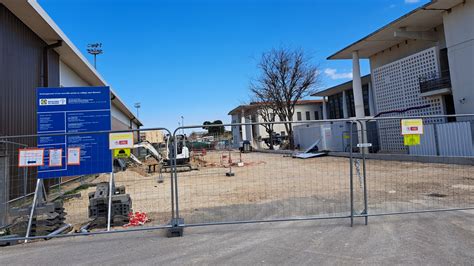 Salon-de-Provence : 1,4 million d'euros pour le collège J. Bernard - Le ...