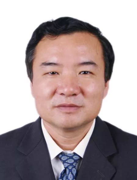 陈杲国籍陈杲薪酬多少钱