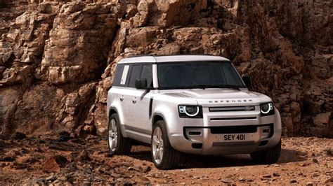Land Rover Defender 130 unveiled, 340mm longer than Defender 110 ...
