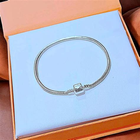Pulseira de Prata 925 fecho Liso para berloques | SHEIN Brasil