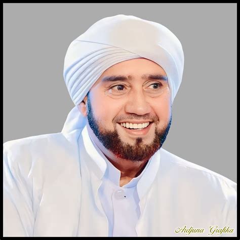 Ardjuna Grafika: PNG - Habib Syech bin Abdul Qodir Assegaf Tersenyum