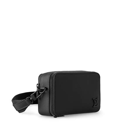 Alpha Wearable Wallet LV Aerogram - Holiday | Louis Vuitton India