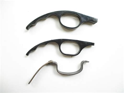 MOSSBERG TRIGGER GUARDS ETC