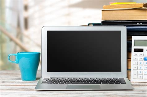 Computer Table Front View 的图像结果