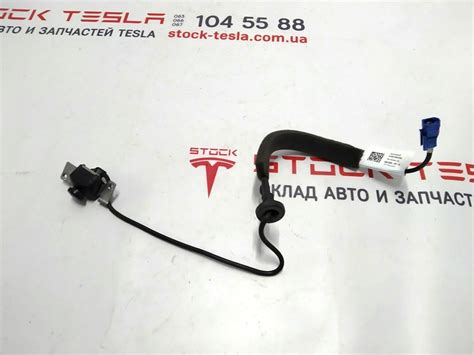 1 Rear view camera (damaged) Tesla model X S REST 1061269-00-D