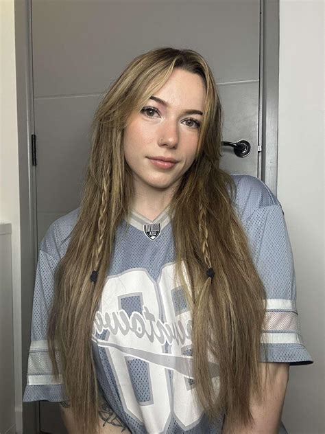 The girl next door is so happy summer has come early in the UK : r/SFWNextDoorGirls