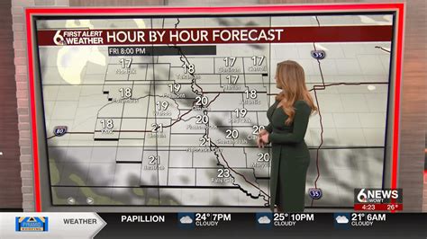 MSNBC's Hot Alex Wagner On 120122 : r/CurvyNewsWomen
