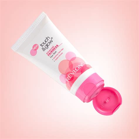 Touch & Glow® Advanced Glow Face Wash – Revlon India