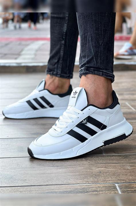 Sneakers 的图像结果