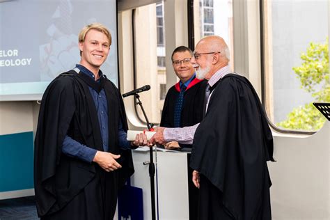 RTC Graduation 的图像结果