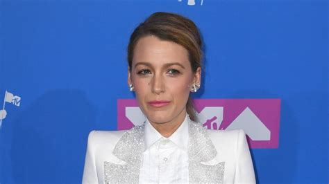 Blake Lively pays tribute to her father following his death – The Irish ...