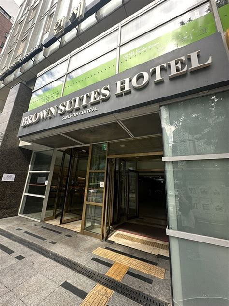 BROWN SUITES SINCHON CENTRAL HOTEL (Seoul) - Hotel Reviews, Photos ...