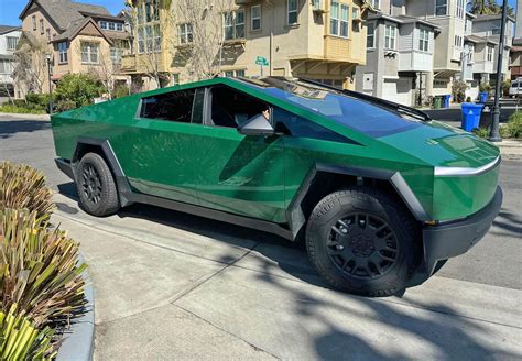 GREEN Vinyl Wrap & PPF Cybertruck -- Photos & Videos | Tesla Cybertruck Forum - Cybertruck ...