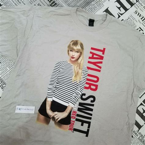 TAYLOR SWIFT RED TOUR GREY TSHIRT ORIGINAL, Fesyen Pria, Pakaian ...