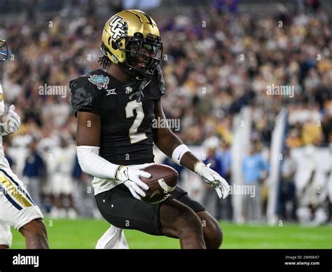 Tampa, FL, USA. 22nd Dec, 2023. UCF wide receiver Kobe Hudson (2 ...